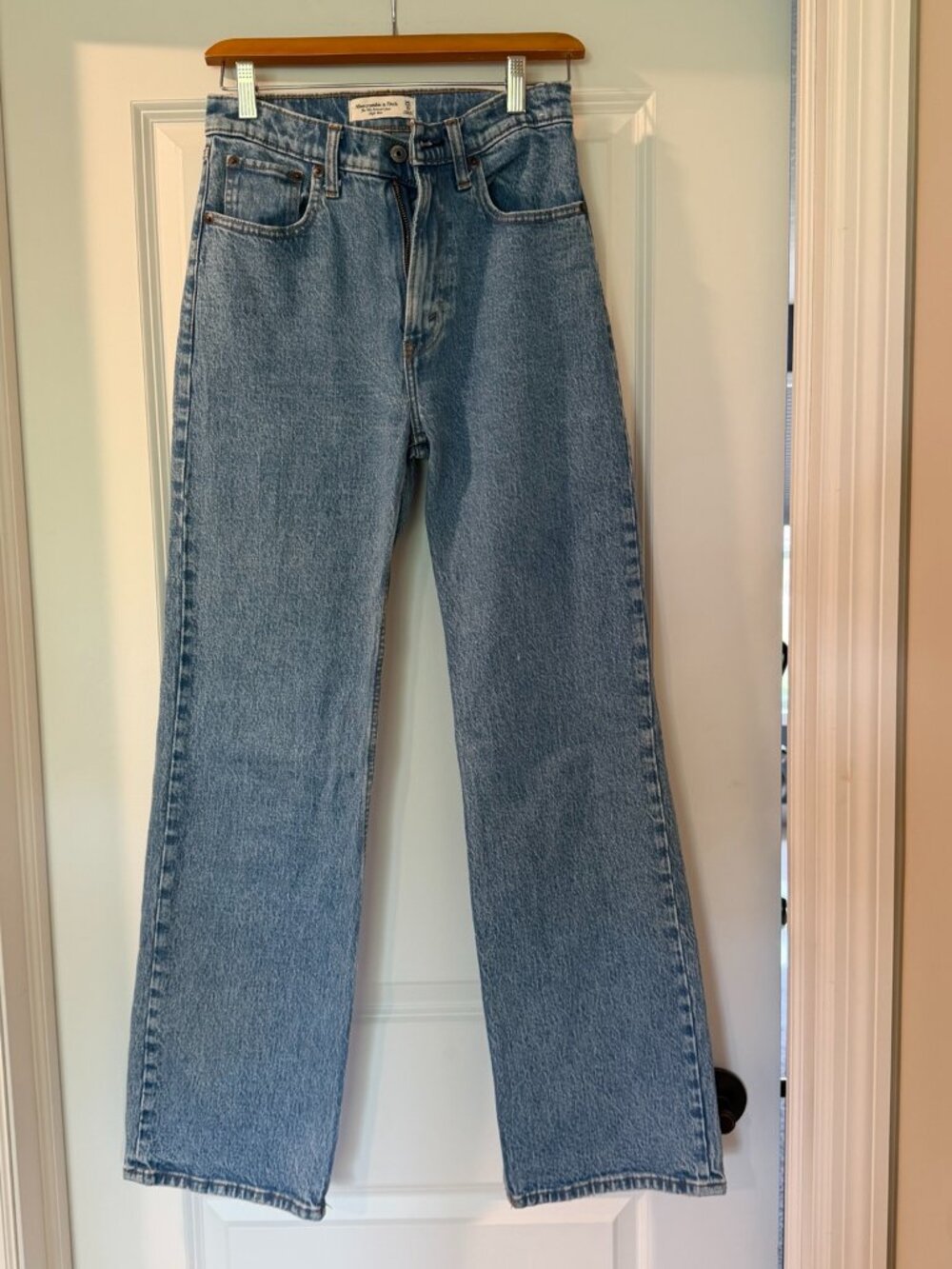 Abercrombie & Fitch 90s Relaxed High Rise Jeans 25 Medium Wash